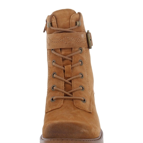 ZODIAC Womens Brown Lug Sole Comfort Arch Support Buckle Accent Gemma Round Toe - Picture 2 of 4